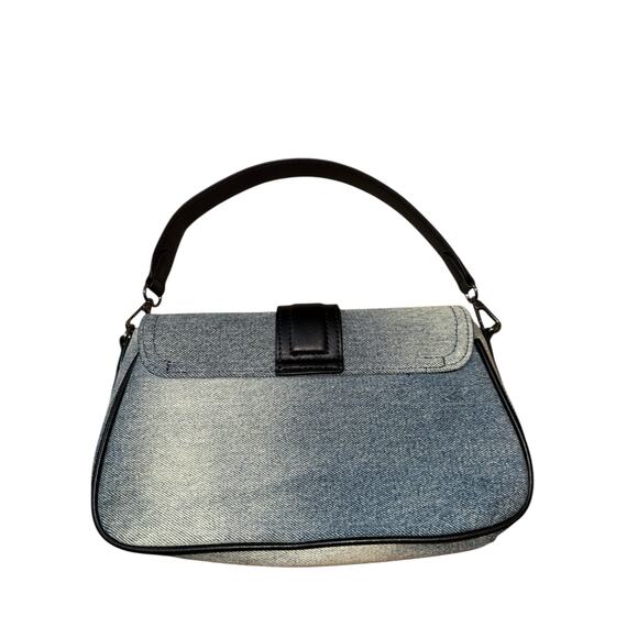Steve Madden Btorrid denim shoulder bag - like new - Picture 4 of 9